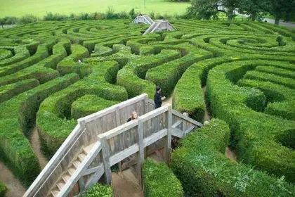 The Dragonfly Maze in The Cotswolds