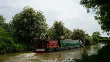 Narrow Boat Hire in Northamptonshire