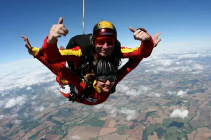 Skydiving near Manchester