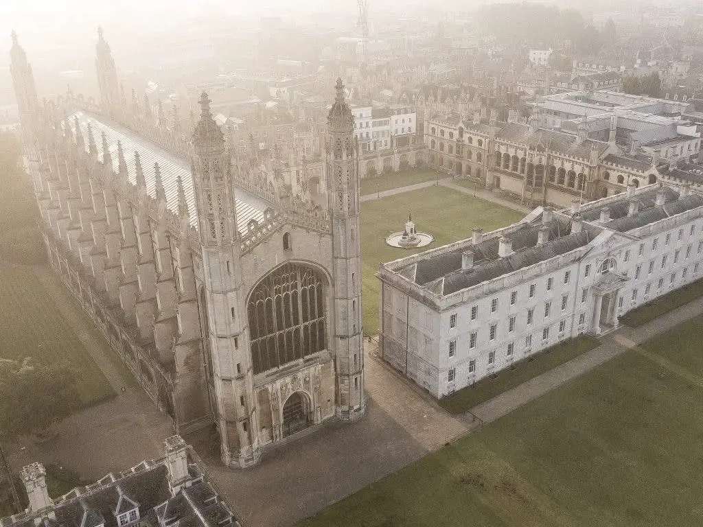 Cambridge University Walking Tour Led By University Alumni