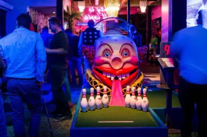 Crazy Golf And Bar in Auckland