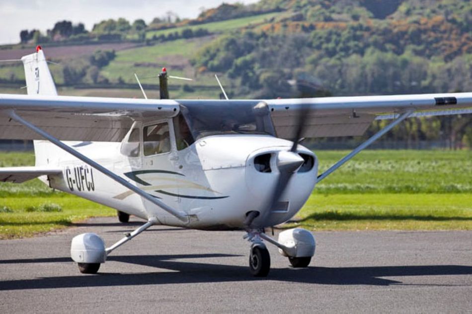 Learn to Fly – Ulster Flying Club – Flying Lessons in Northern Ireland