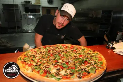 20″ Pizza Challenge in Queenstown
