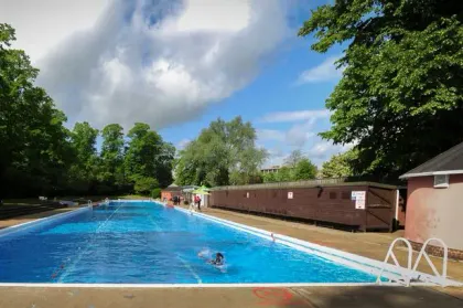 Outdoor Swimming Pool Cambridge