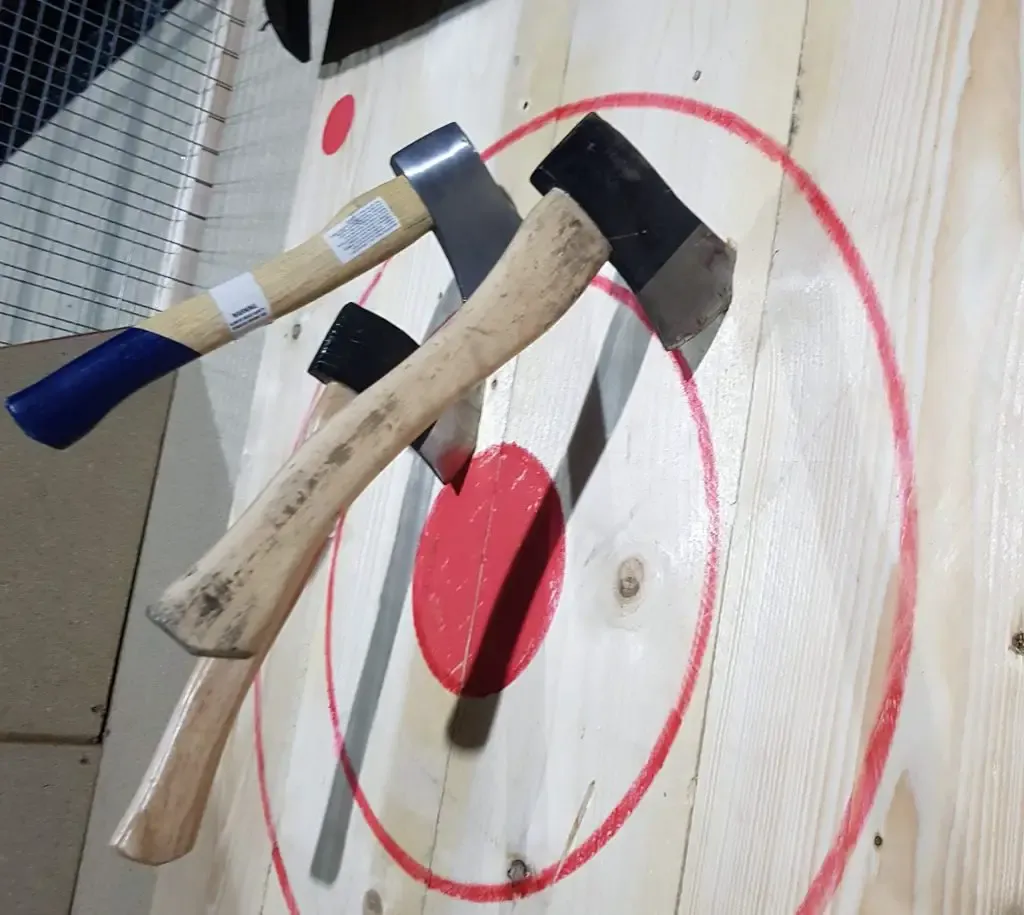 Axe Throwing in Dundee