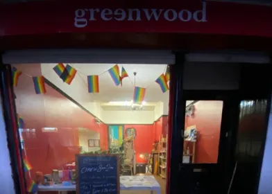 Visit Edinburgh’s first LGBTQ+ Cafe – Kafe Kweer!
