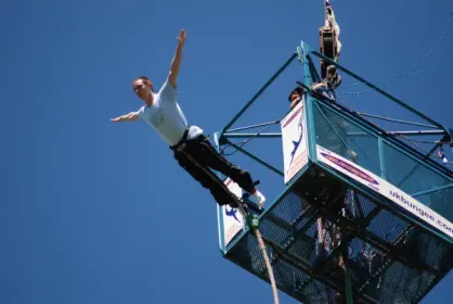 Bungee Jumping in Brighton